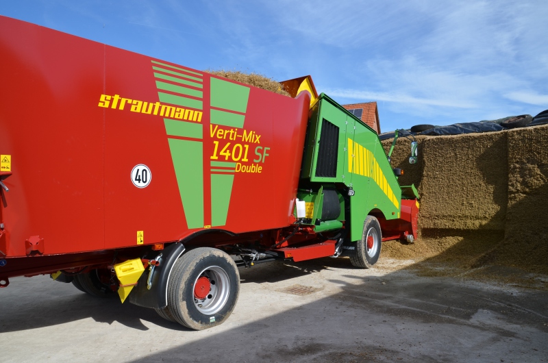 Strautmann-develops-autonomous-mixer-wagon-8385686_0