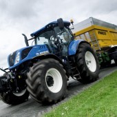 T7-gains-new-suspended-front-axle-8420009_0