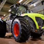 Tractors-on-display-at-Danish-show-5931053_1