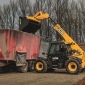 UK-debut-for-JCB-wheeled-loader-8101492_1