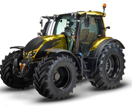 Valtra-builds-gold-painted-tractor-2827057_0