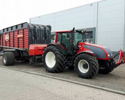 World-first-for-forage-wagon-8180507_0