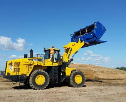 World-s-largest-shear-grab-5864738_0