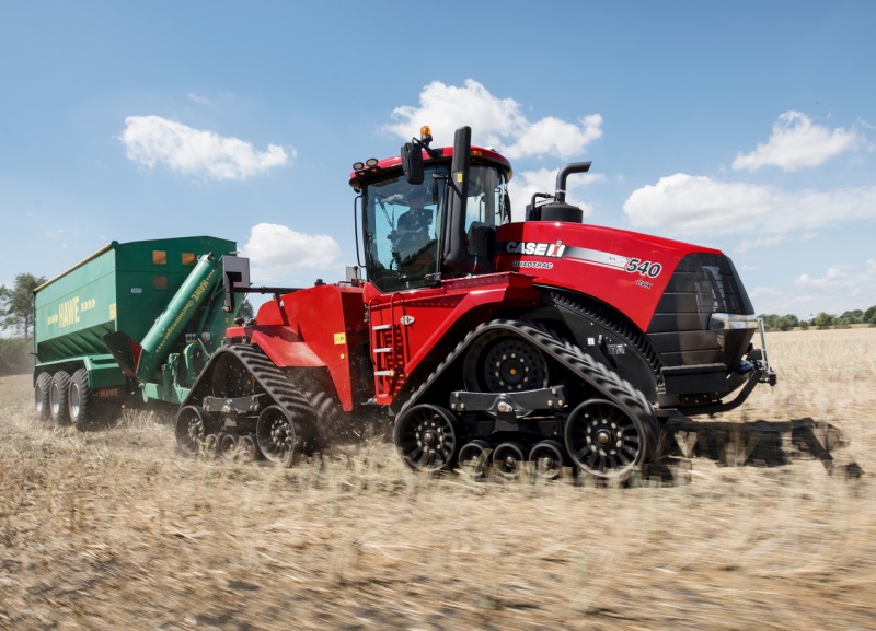 World-s-most-powerful-CVT-tractor-8425476_0