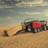 XL-version-of-Case-IH-s-large-square-baler-5234036_2