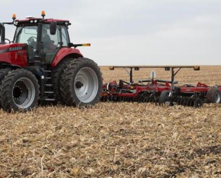 US-11m-Ukrainian-deal-for-50-Case-IH-tractors-and-machines-9140893_0