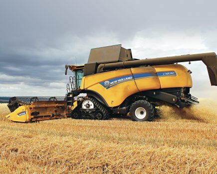 New Holland CX8.90