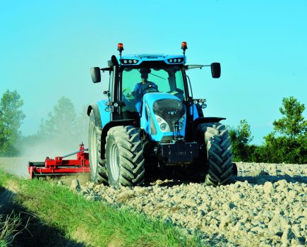 argo_tractors_-_landini_7-230_robo-six_01_002
