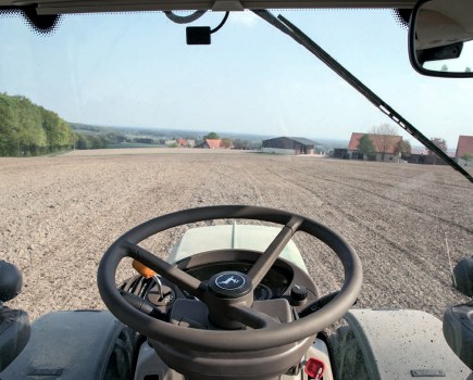 profi_sep_18_john_deere_autotrac
