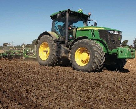 12-john_deere_7230r