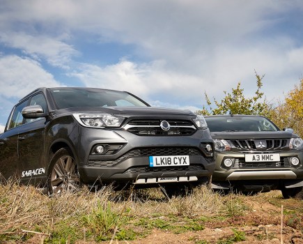 92-vehicles-mitsubishi_l200_vs_ssangyong_musso