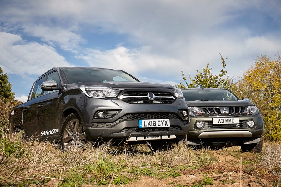 92-vehicles-mitsubishi_l200_vs_ssangyong_musso