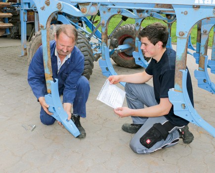 056-059_workshop_lemken_metal