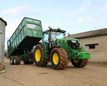 john_deere_6195r_a