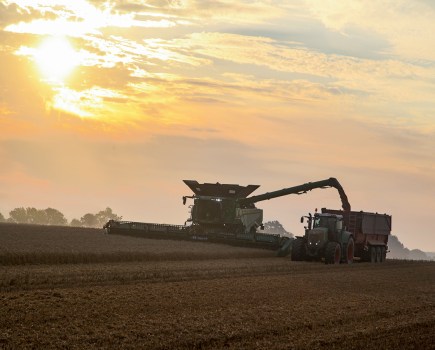 080-082_x9_combine_output
