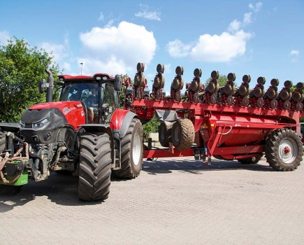012-018_tt_case_ih