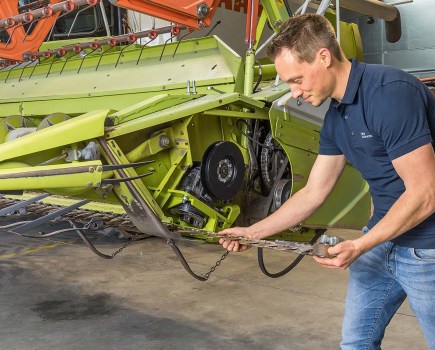074-077_workshop_-_combine_header