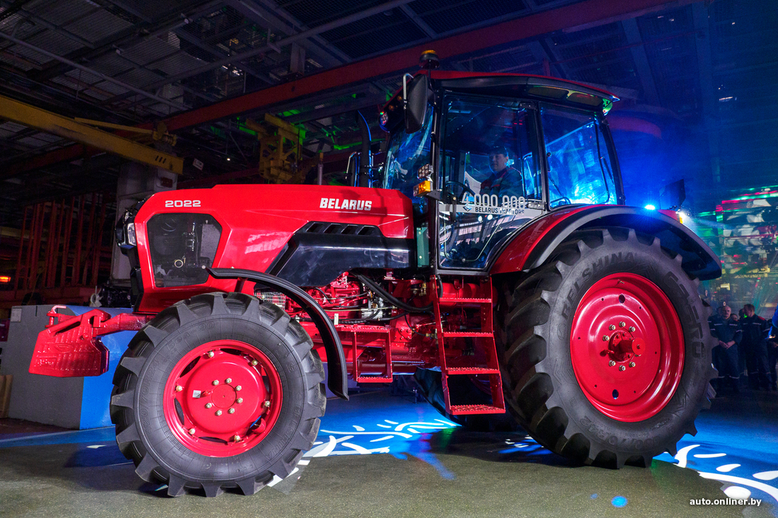 Fourmillionth Belarus tractor Profi