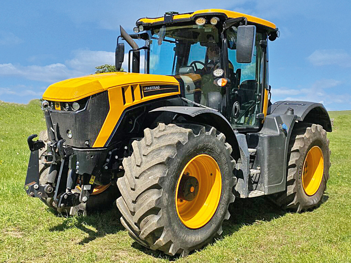 JCB Fastrac 4220 Wider availability and affordability must be matched