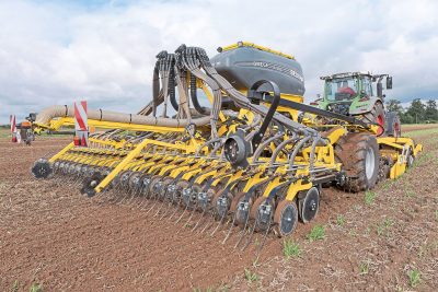 Bednar Omega OO 6000L cultivator drill.jpeg