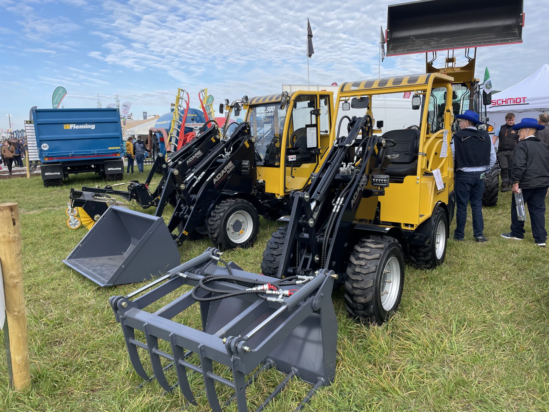 Adare compact loaders hit Irish market - Profi